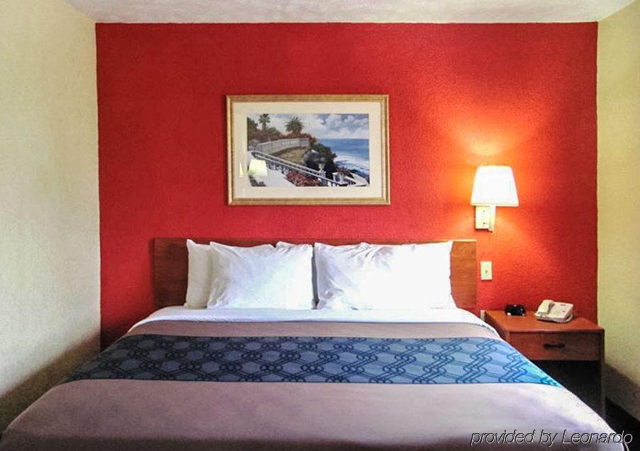 Econo Lodge Ottawa ภายนอก รูปภาพ
