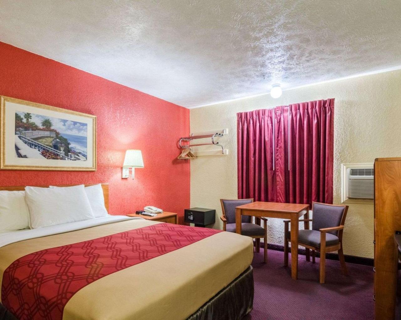 Econo Lodge Ottawa ภายนอก รูปภาพ