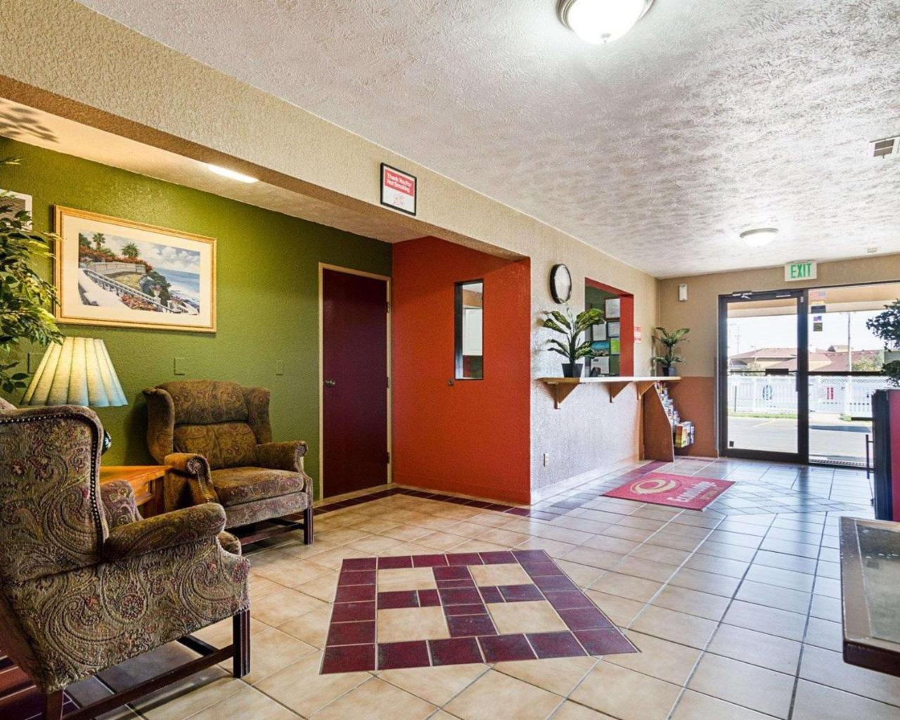 Econo Lodge Ottawa ภายนอก รูปภาพ