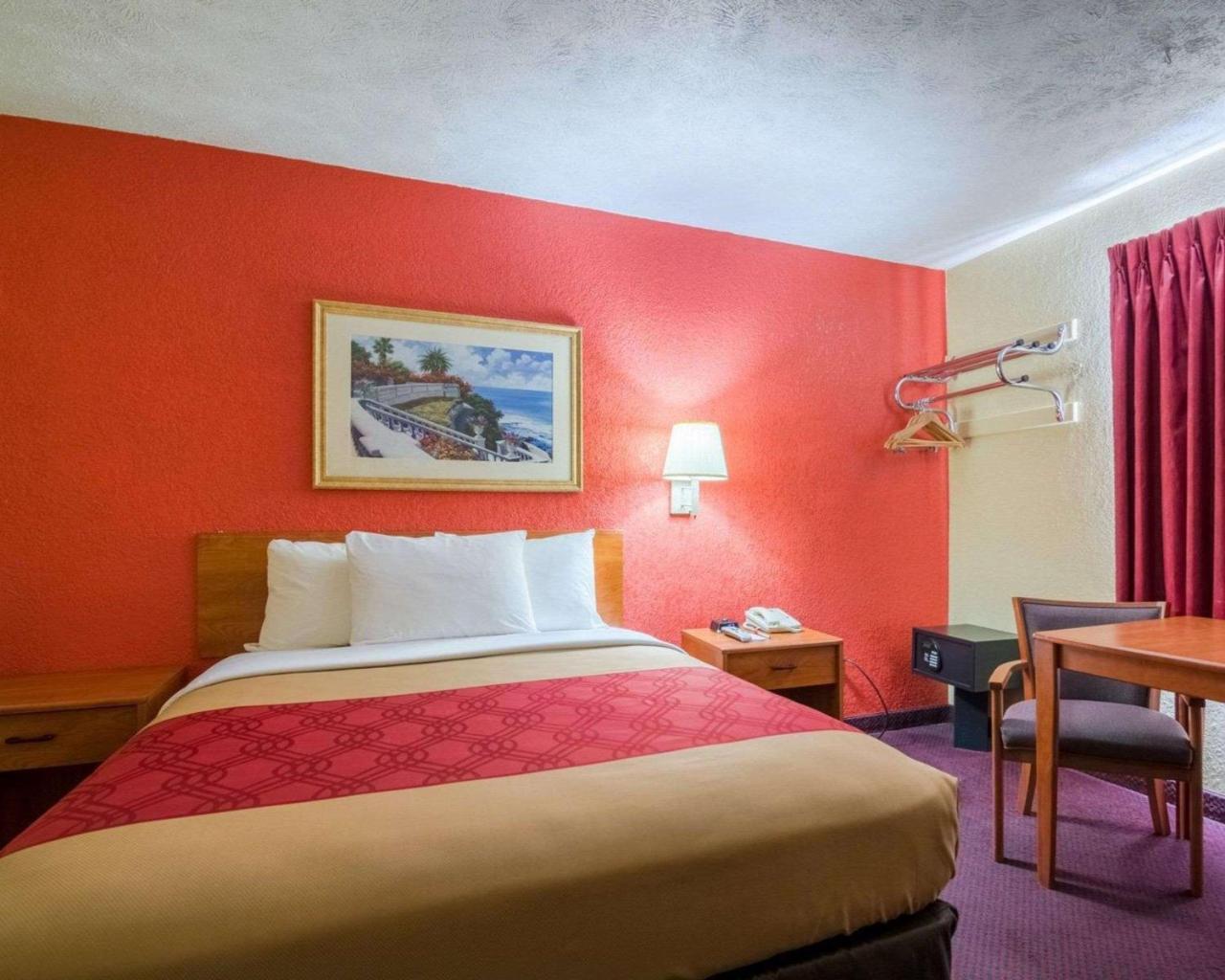 Econo Lodge Ottawa ภายนอก รูปภาพ