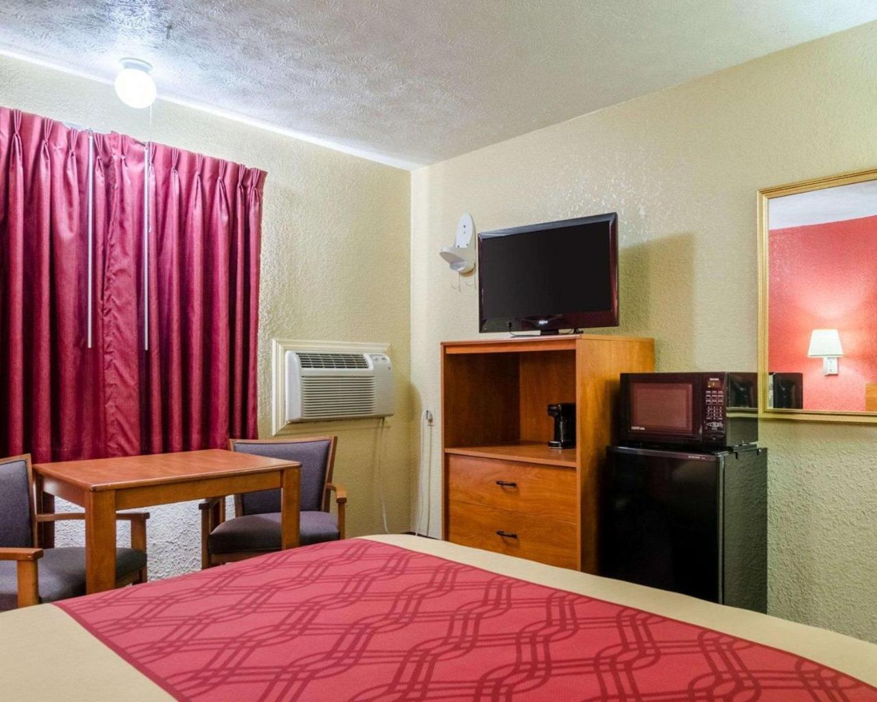 Econo Lodge Ottawa ภายนอก รูปภาพ